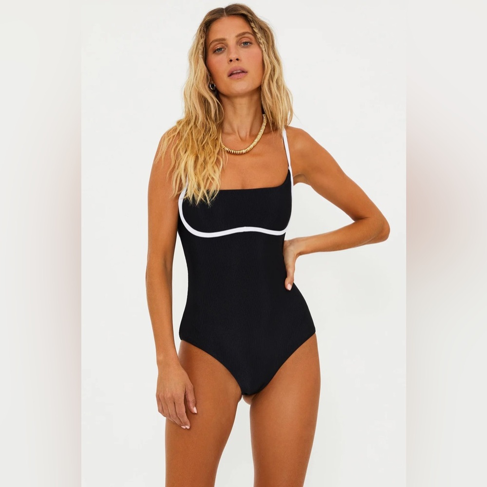 BEACH RIOT Faith One Piece - Picture 2 of 5